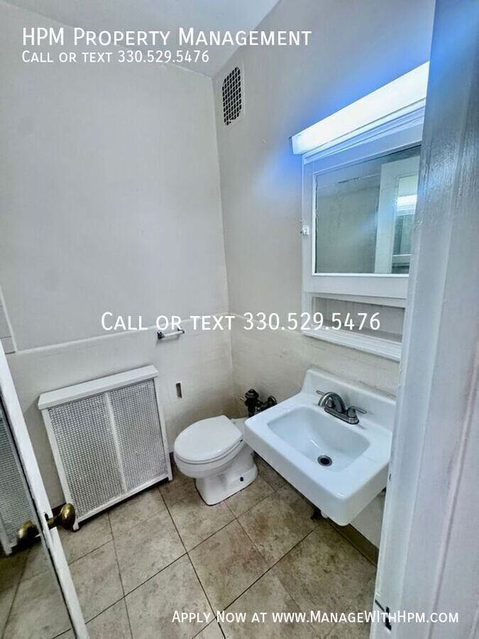 2450 Derbyshire Rd - Photo 3 of 10