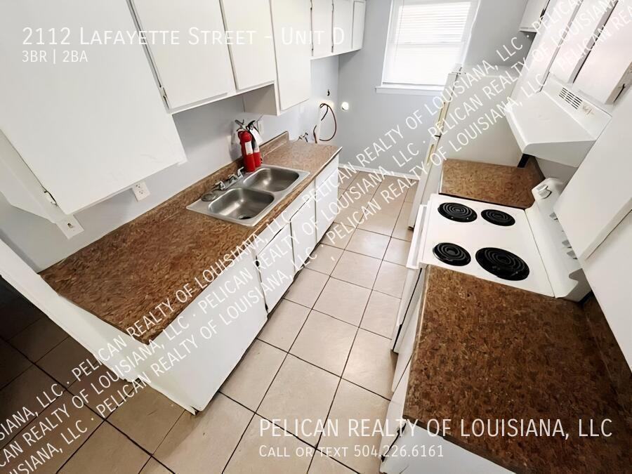 2112 Lafayette St #D - Photo 7 of 9