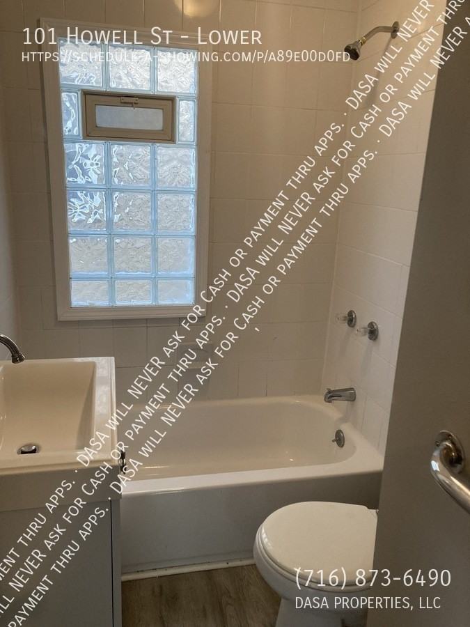 101 Howell St - Photo 6 of 9
