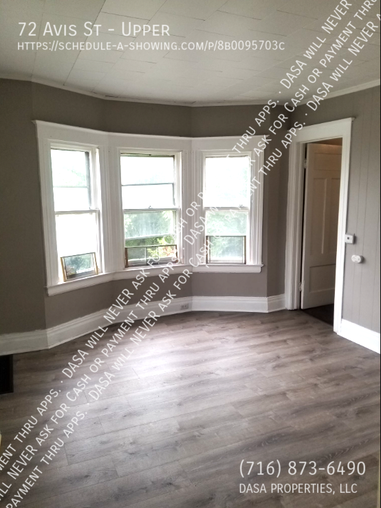 72 Avis St - Photo 2 of 7