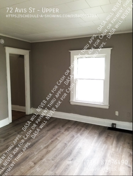 72 Avis St - Photo 3 of 7