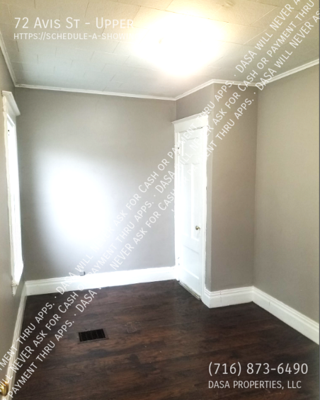 72 Avis St - Photo 7 of 7