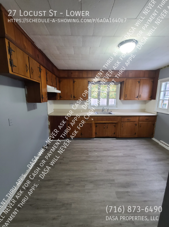 27 Locust St - Photo 6 of 11