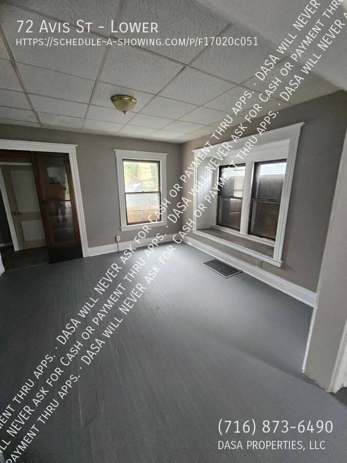 72 Avis St - Photo 4 of 9