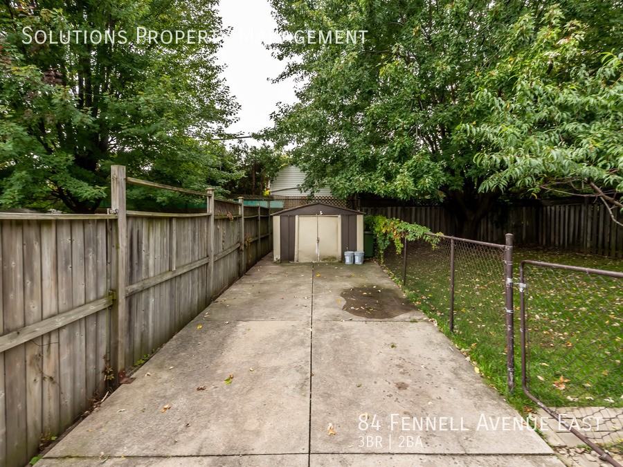 84 Fennell Ave E - Photo 5 of 35