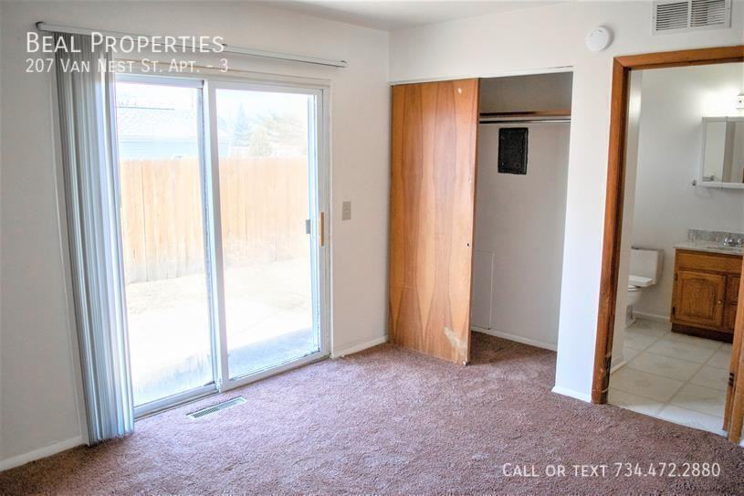 207 Van Nest St #3 - Photo 5 of 5