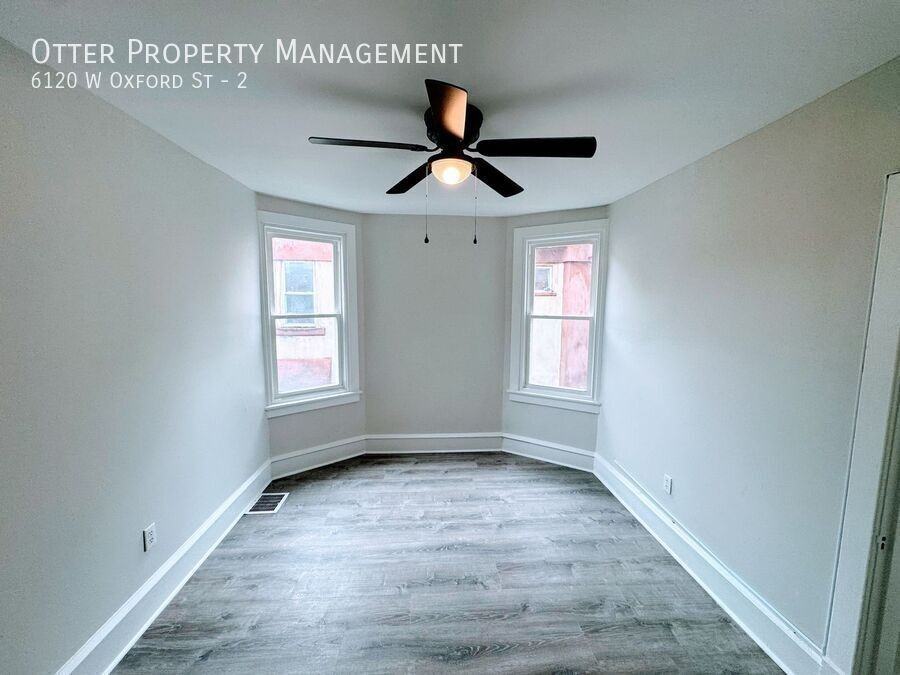 6120 W Oxford St #2 - Photo 4 of 23