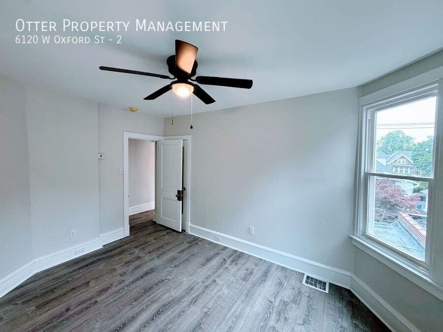 6120 W Oxford St #2 - Photo 6 of 23