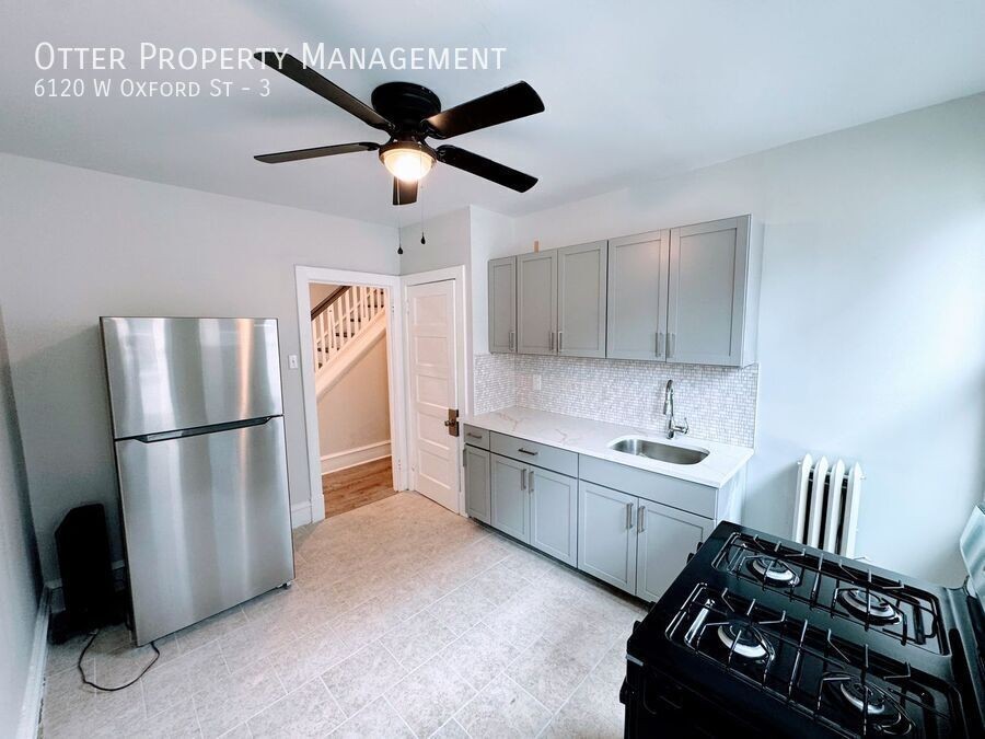 6120 W Oxford St #3 - Photo 5 of 31