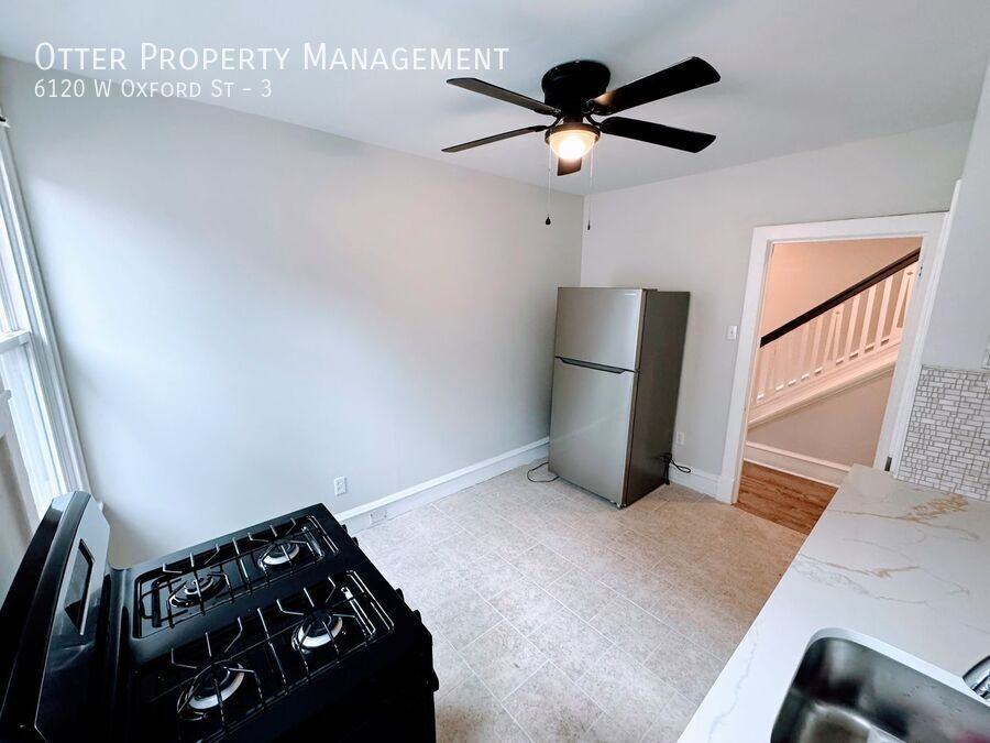 6120 W Oxford St #3 - Photo 6 of 31