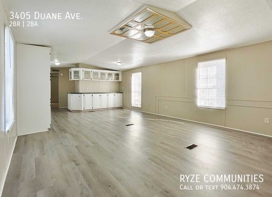 3405 Duane Ave - Photo 4 of 17