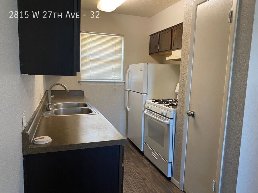 2815 Sw 27th Ave #32 - Photo 4 of 12