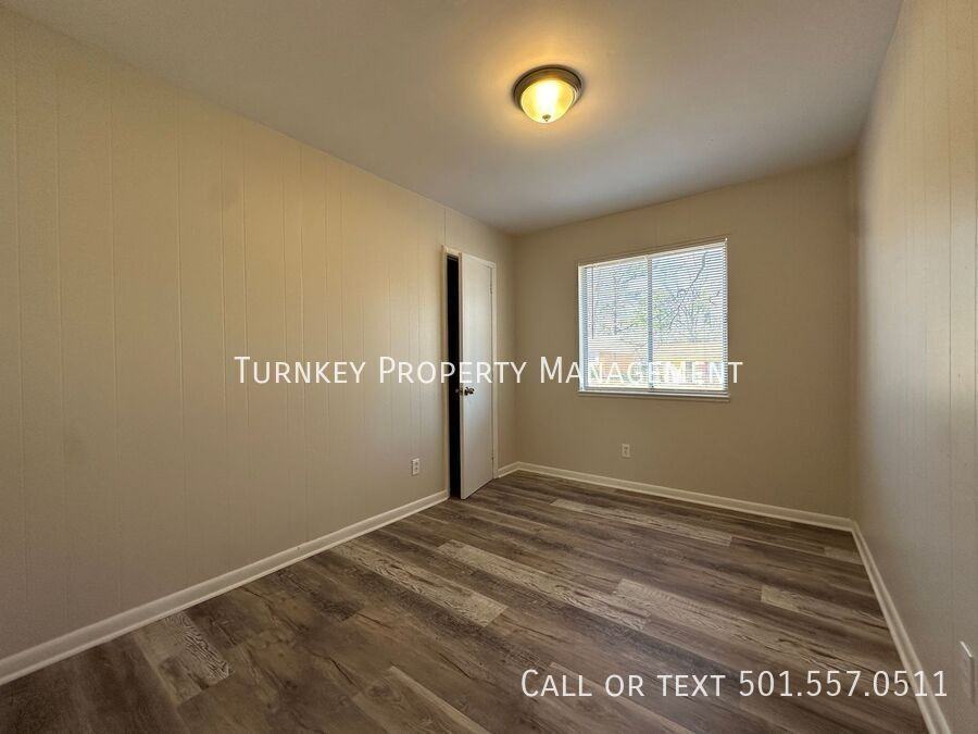 5913 Lyndell Dr - Photo 6 of 11