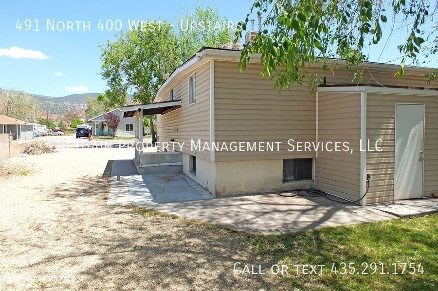 491 N 400 W - Photo 4 of 14