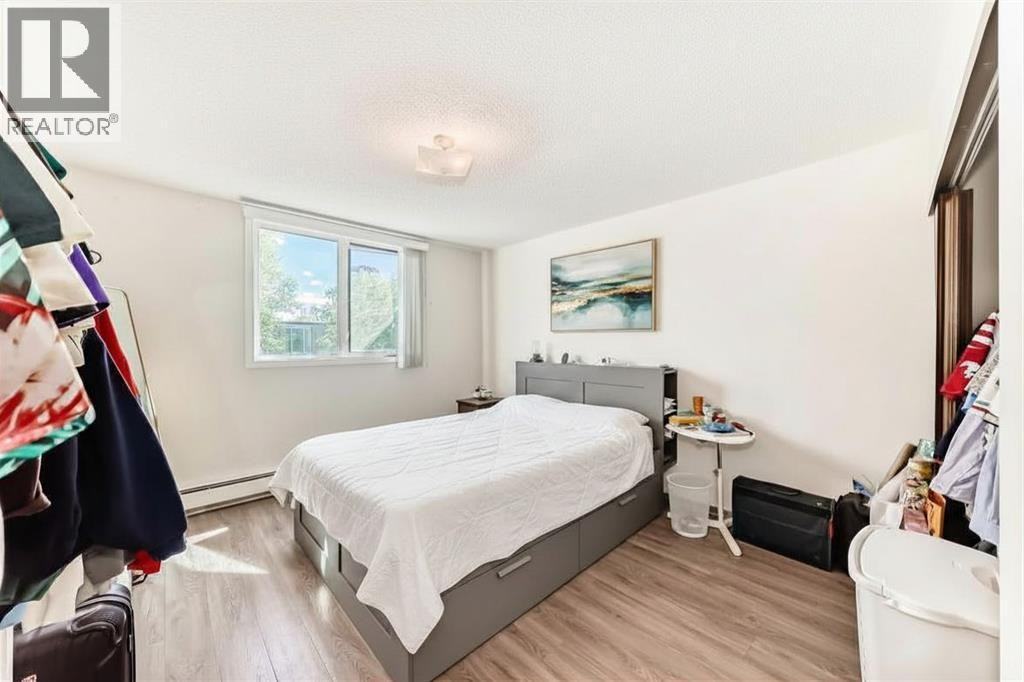 310 4 Avenue Northeast #406 - Photo 4 of 9