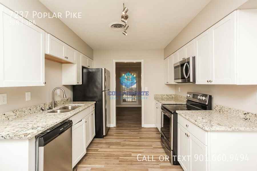 7237 Poplar Pike - Photo 4 of 17