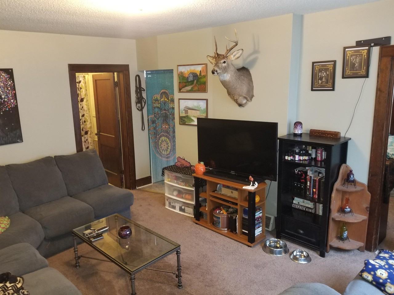 561 Franklin St #2 - Photo 5 of 11