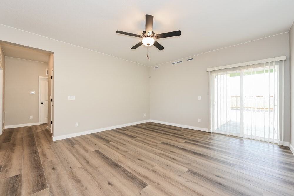 9443 Yampa Ct - Photo 3 of 16
