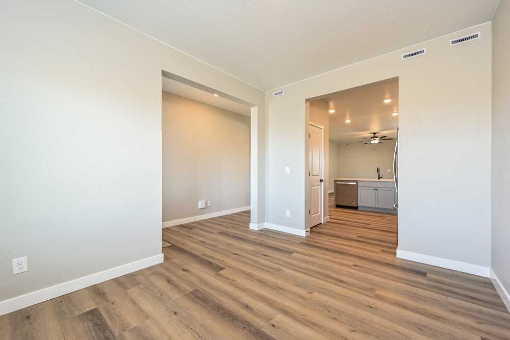 9443 Yampa Ct - Photo 6 of 16