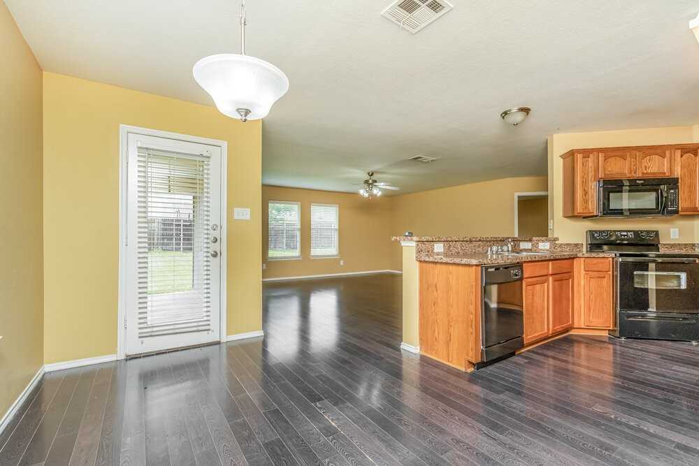 2015 Woodhurst Trl - Photo 7 of 17