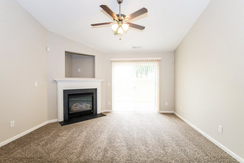 9109 Munsing Dr - Photo 2 of 14