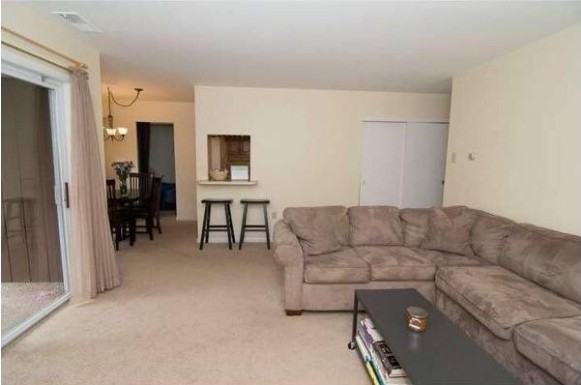 400 Meadowview Ln - Photo 3 of 11