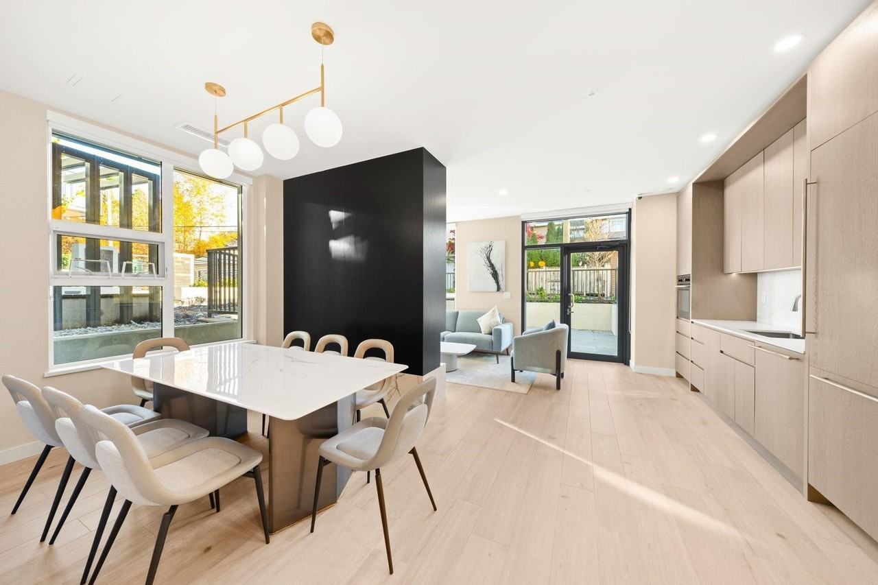 5212 Cambie Street - Photo 3 of 13