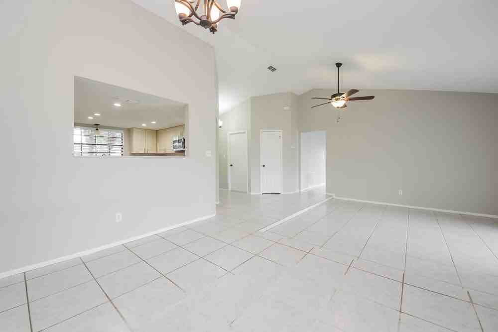 1000 Dinero Dr - Photo 5 of 14
