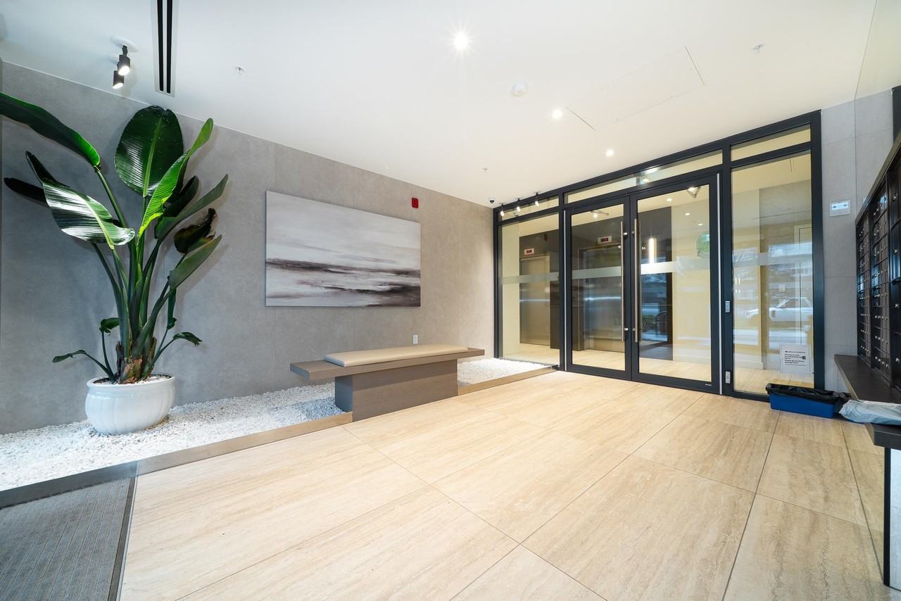 5212 Cambie Street - Photo 4 of 13