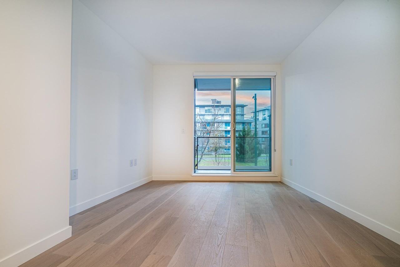 5212 Cambie Street - Photo 5 of 13