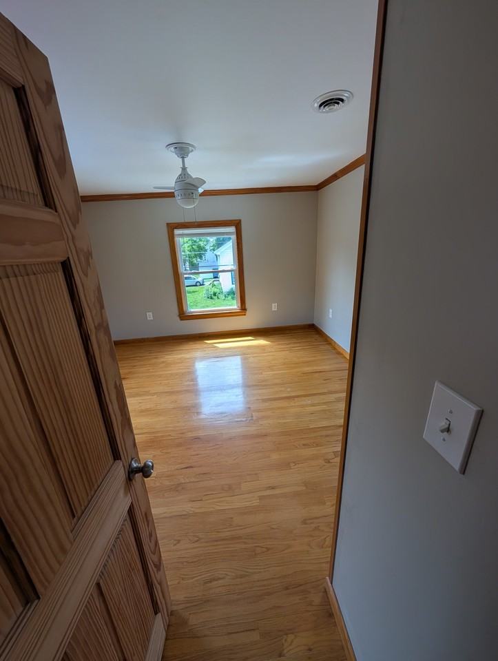 57 Platt St #UP - Photo 3 of 13