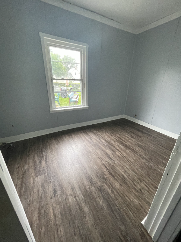 310 Washington St - Photo 3 of 8