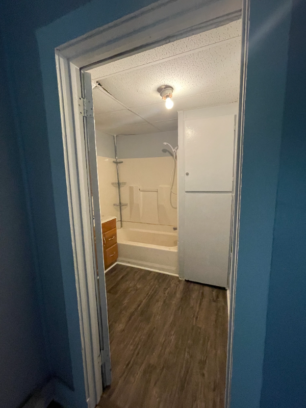 310 Washington St - Photo 4 of 8