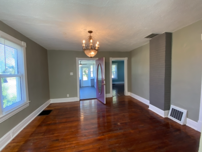 1712 Seiler Rd - Photo 4 of 22