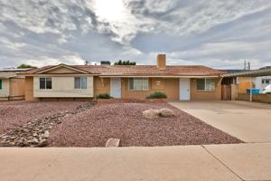 featured image of 2615 W Corrine Dr #1