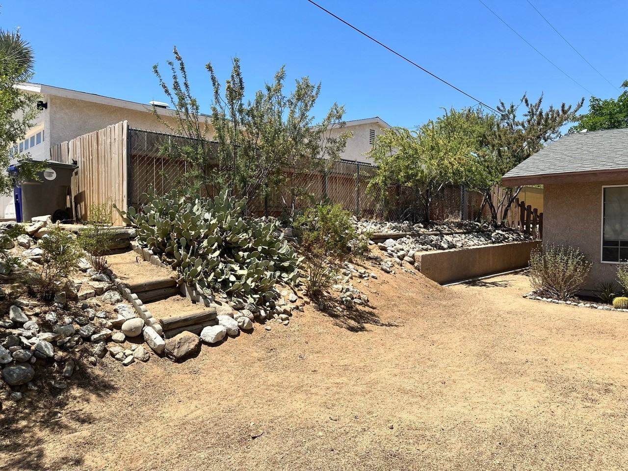 6830 Conejo Ave - Photo 4 of 33