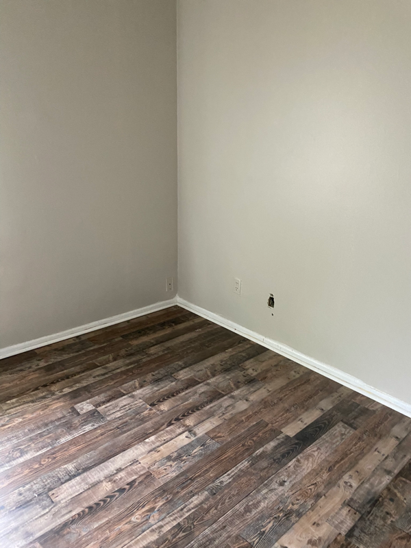 11210 Pyramid Rd - Photo 5 of 21