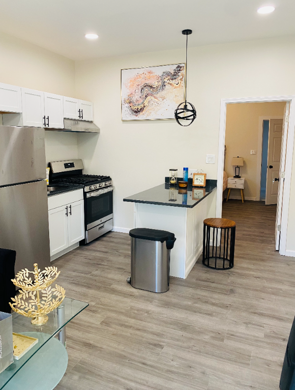 1036 Chislett St #1 - Photo 5 of 6