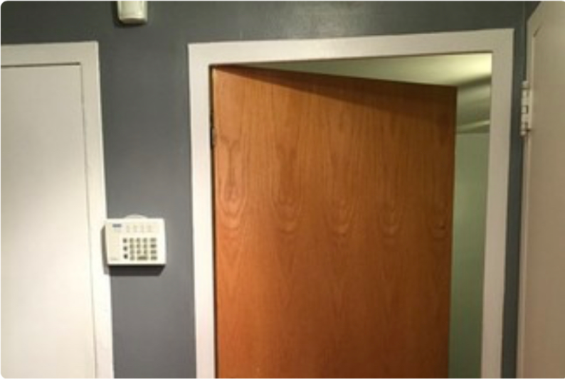 1112 N Harlem Ave - Photo 4 of 11