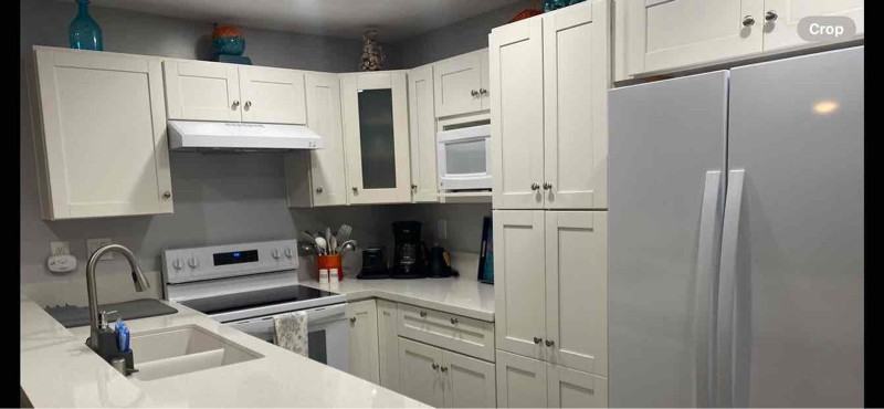 4667 Ocean Blvd - Photo 6 of 15