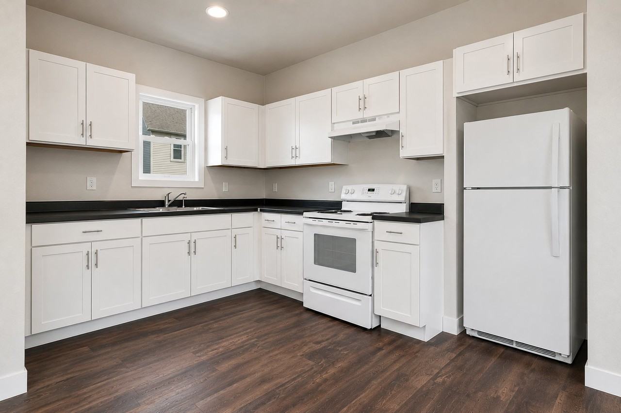 224 Doty St #A - Photo 4 of 12
