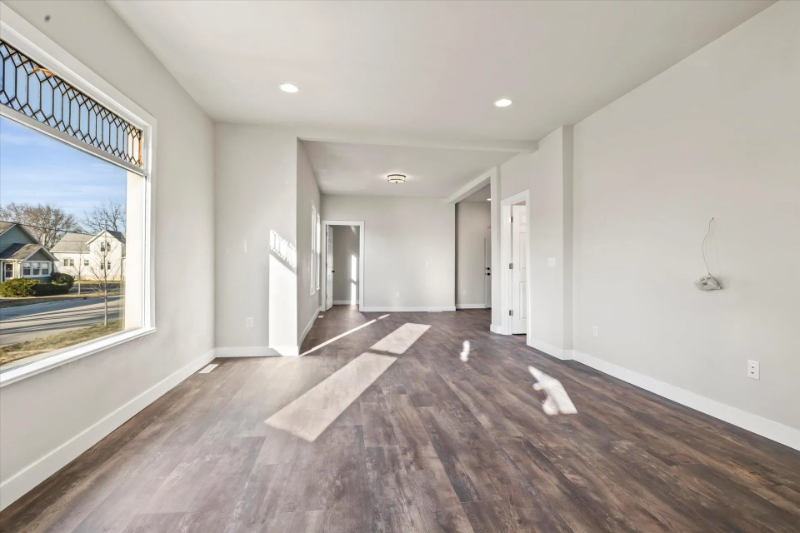 224 Doty St #A - Photo 6 of 12