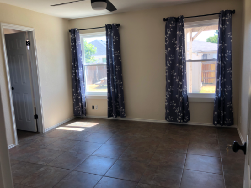 309 Paige Bnd - Photo 3 of 10