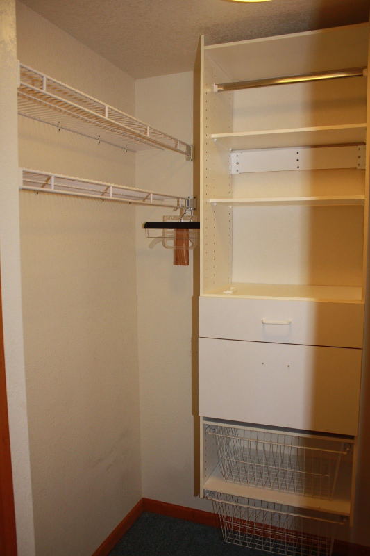 118 E Ash St #B - Photo 5 of 13