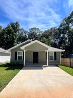 featured image of 707 W Devane St