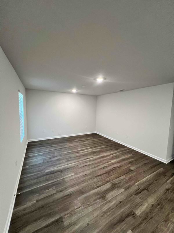 707 W Devane St - Photo 2 of 7