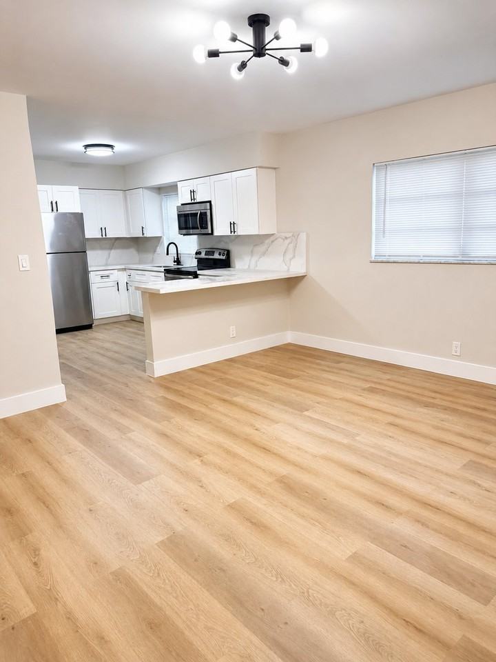 5414 Ne 22nd Ter #4 - Photo 2 of 7
