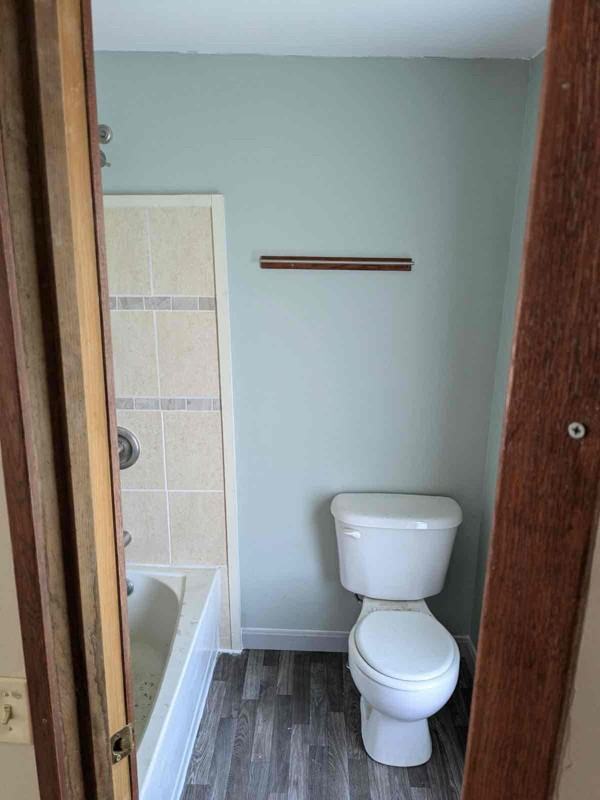 90 Elm St #B - Photo 6 of 14
