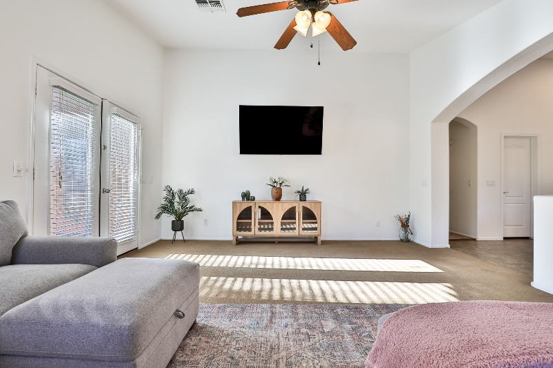 705 N 167th Dr - Photo 6 of 20