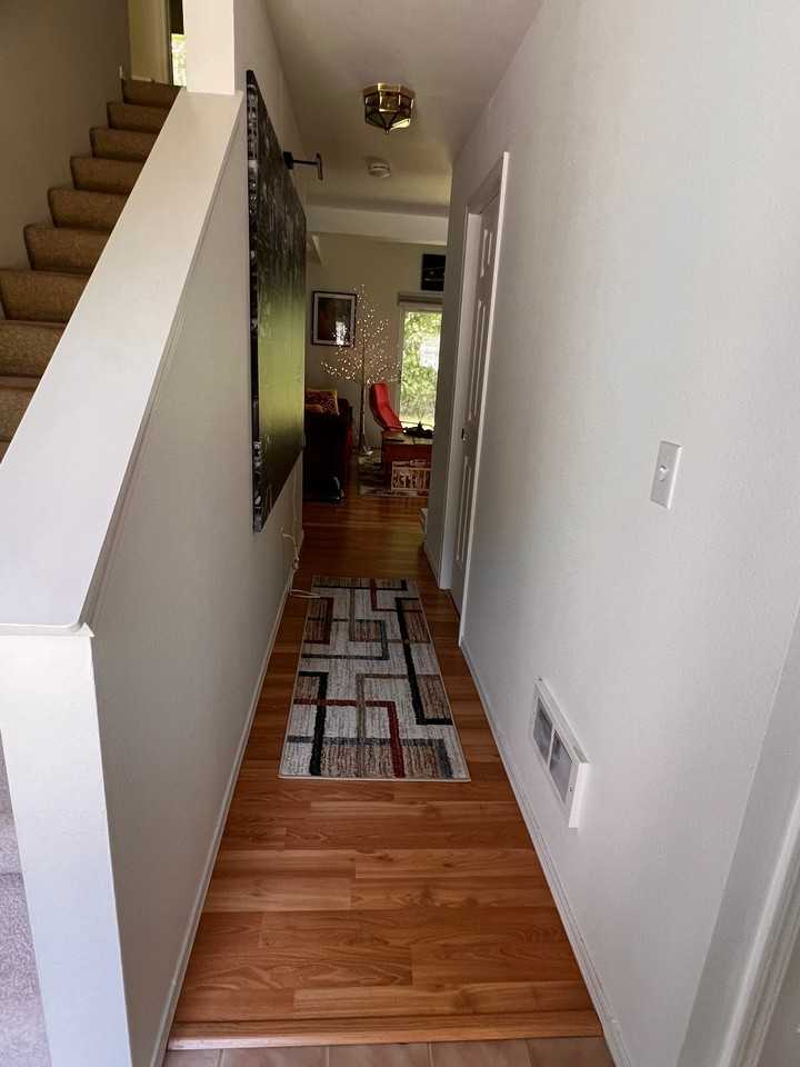 4434 Governor Ln Se - Photo 6 of 19